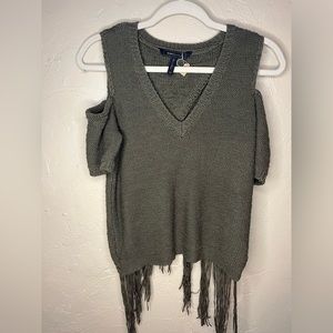 BCBG MAXAZRIA FRINGE KNIT TOP